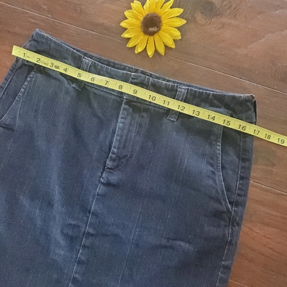 Eddie Bauer Pencil Denim Skirt - Picture 6 of 8